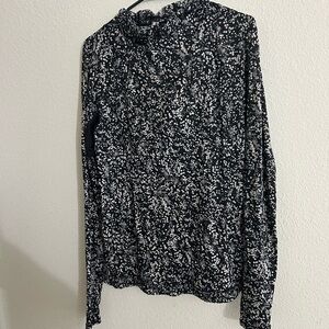 lululemon athletica Black and White Speckle Long Sleeve Tee